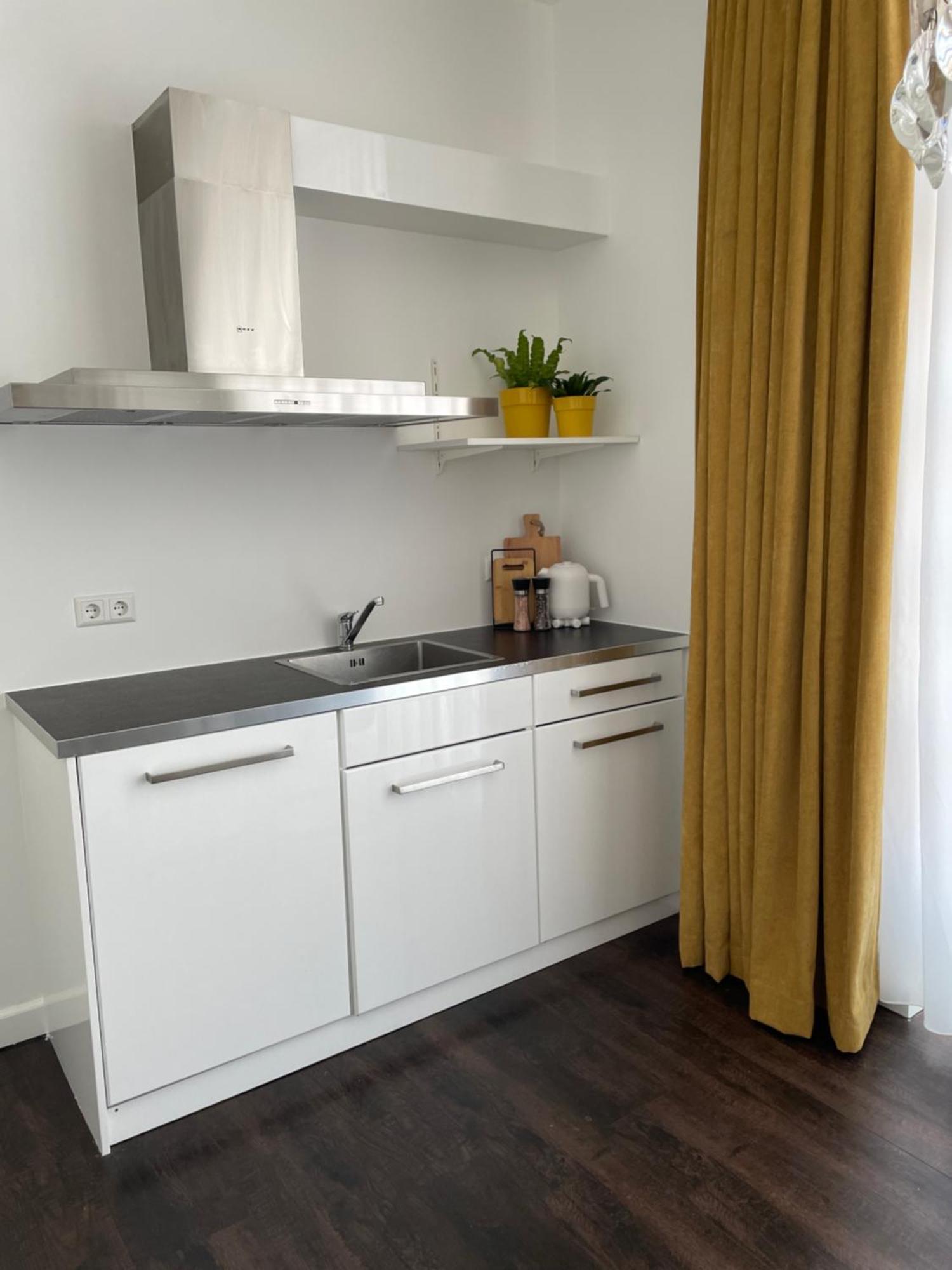 Pension Montmaertre Zierikzee Room photo